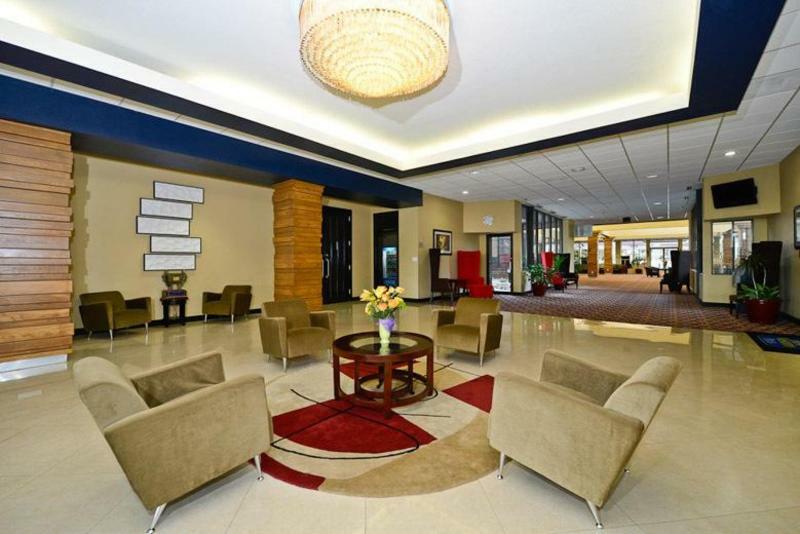 Causeway Bay Hotel แลนซิ่ง ภายนอก รูปภาพ